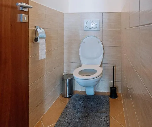 Family Parking Slot Included! Apartment